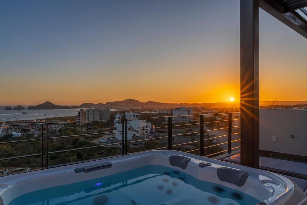 View Rooftop With Heated Jacuzzi * Cabo San Lucas