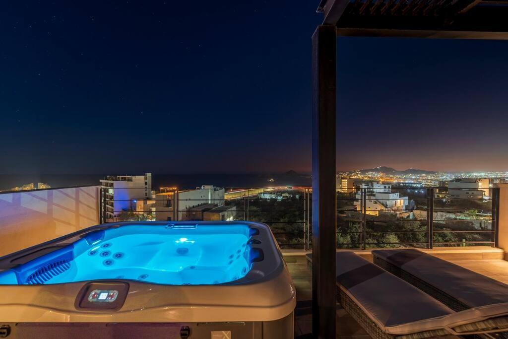 View Rooftop With Heated Jacuzzi Apartment *