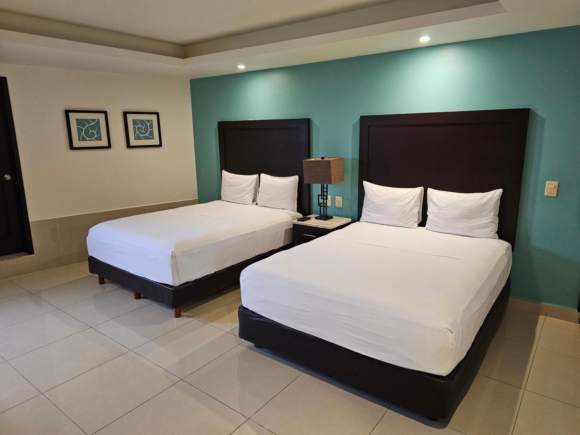 Maria Elena Hotel