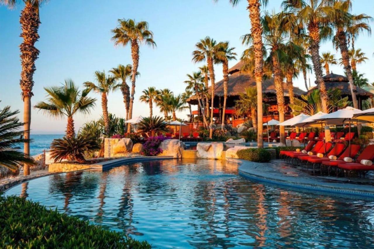 Holiday home 1 Bd 5-star Beachfront Paradise Cabo San Lucas