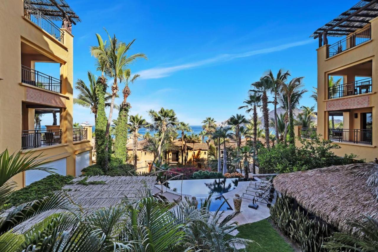 1 Bd 5-star Beachfront Paradise Holiday home