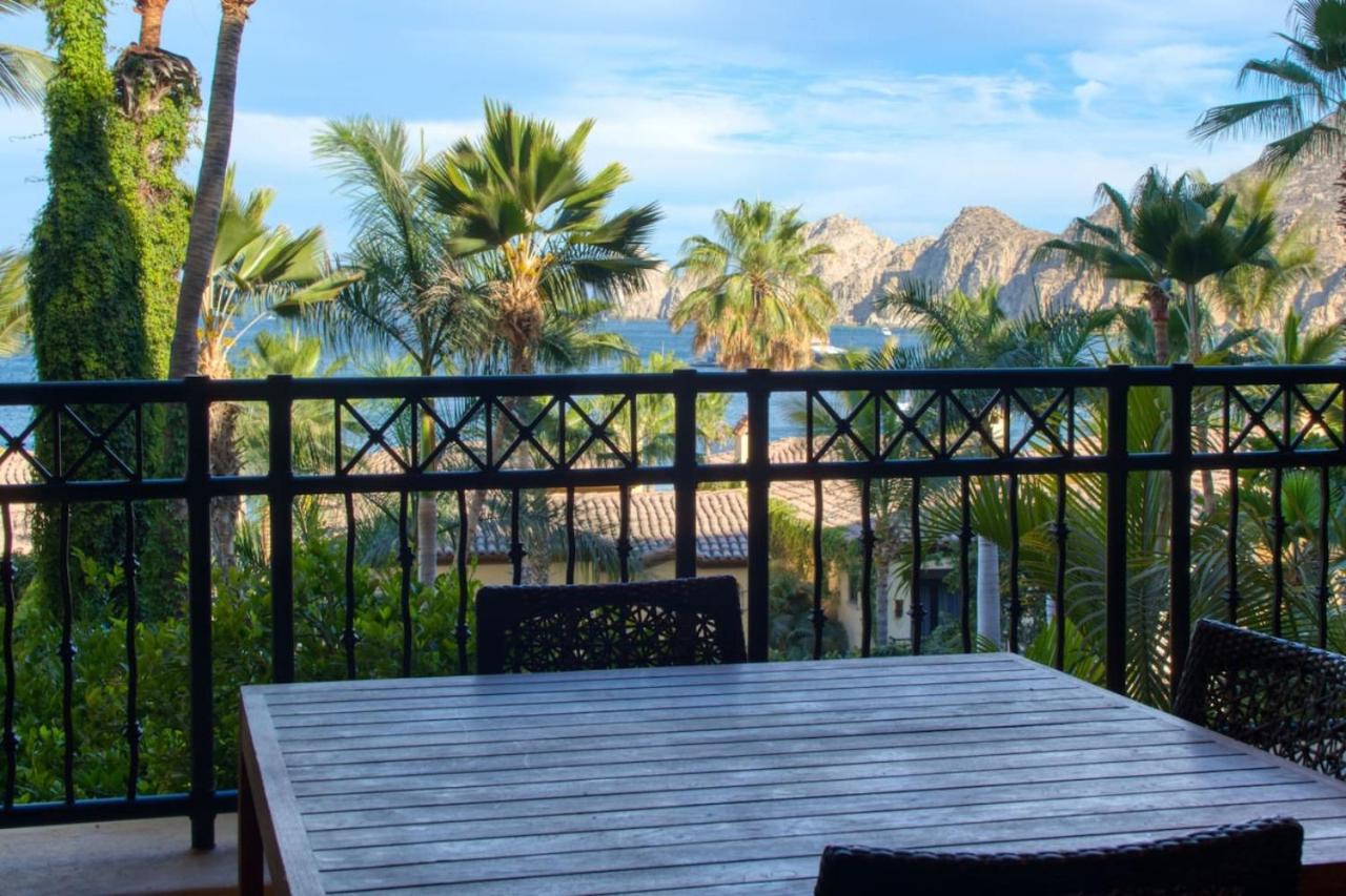 1 Bd 5-star Beachfront Paradise *