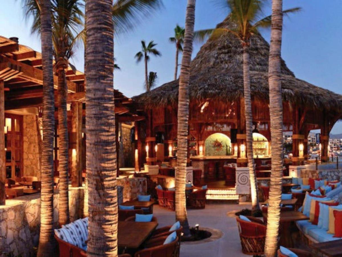 2 Bd 5-star Beachfront Hacienda *