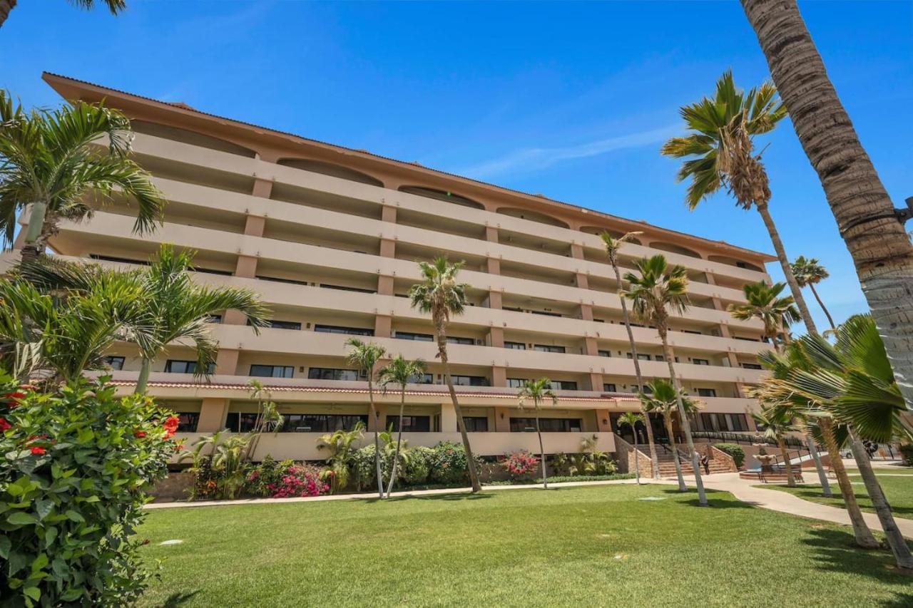 2 Minute Walk To Medano Holiday home Cabo San Lucas