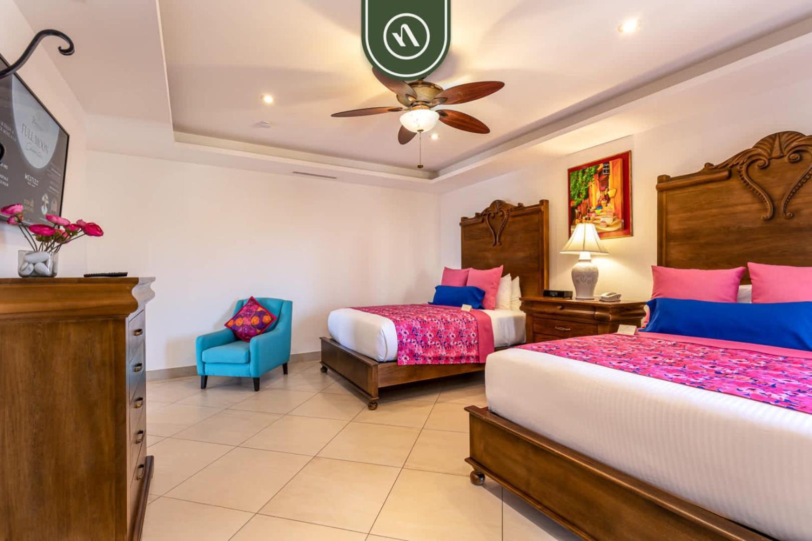 Amazing House With Private Terrace - Private Pool Apartment