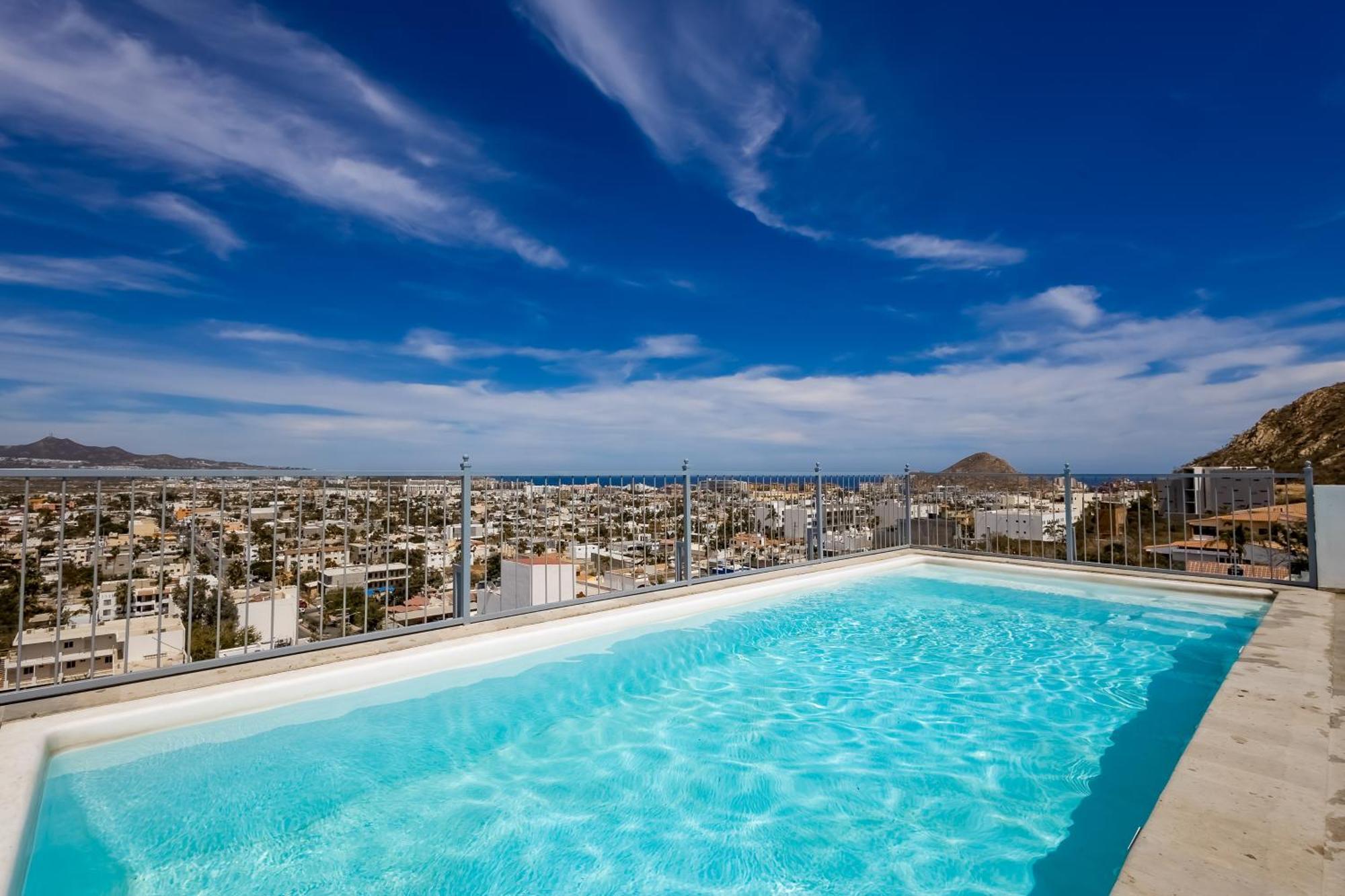 Cabo Cove 408 B Hotel *