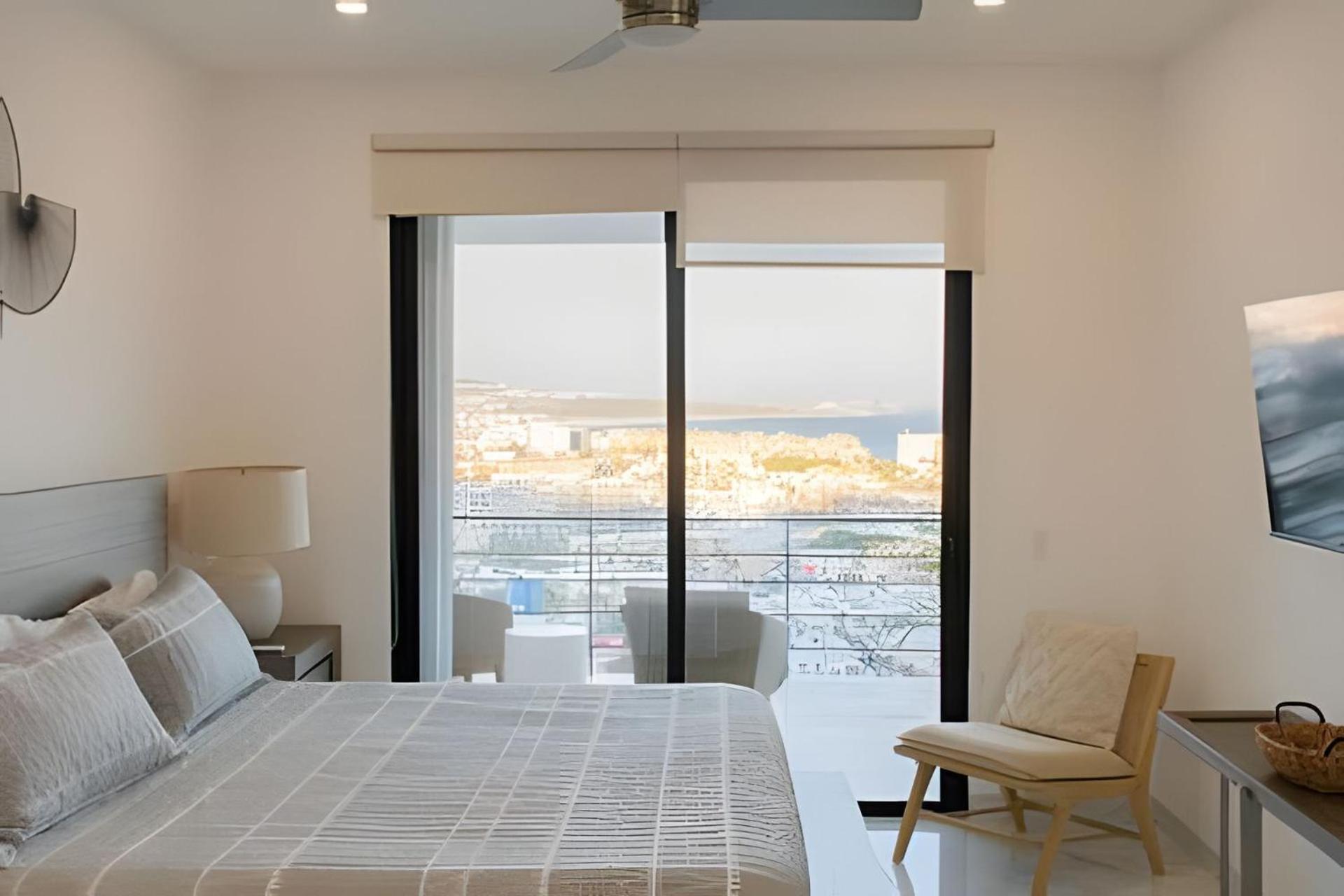 Vista Panoramica Al Mar+alberca Climatizada+jacuzzy Holiday home Cabo San Lucas