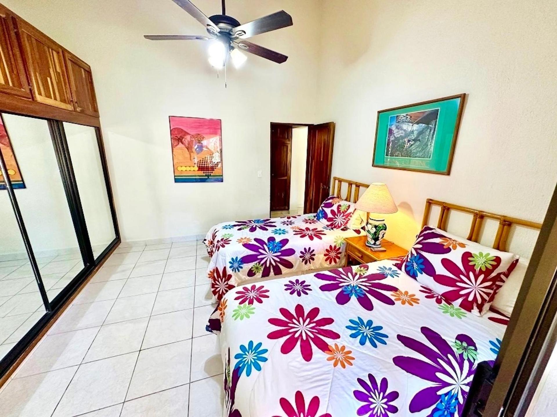 Walk Everywhere 2br2ba Valuecabocondo Is It! * Cabo San Lucas