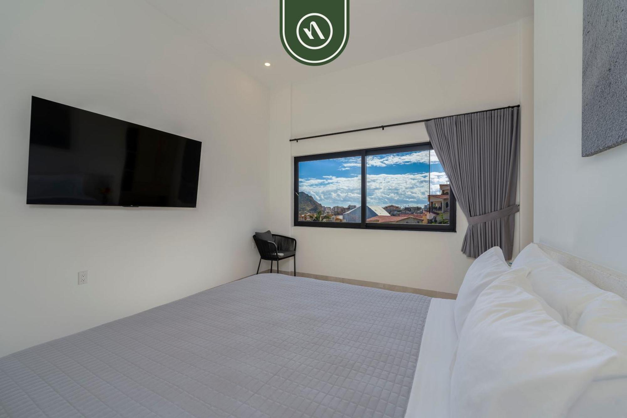 Apartment Near Marina - Downtown - Pool - King Cabo San Lucas