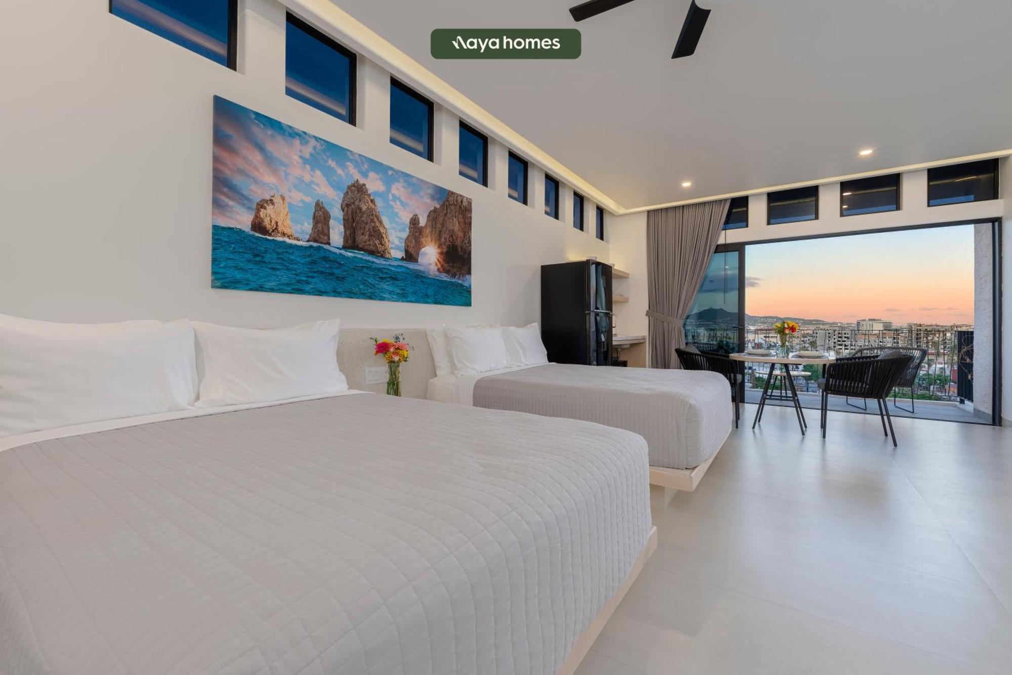 Near Marina - Downtown - Pool - King Apartment *