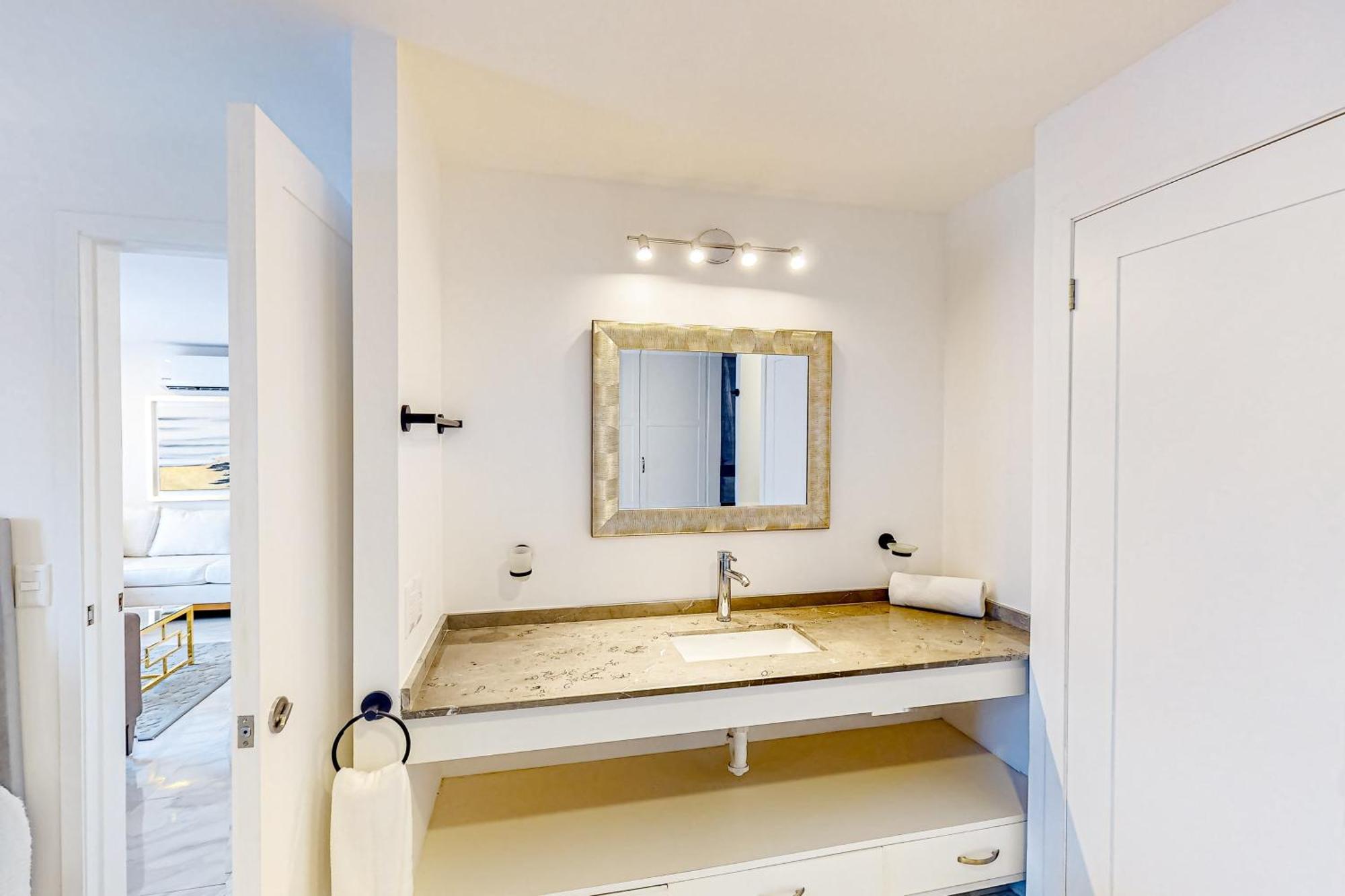 Sophie 203b At Morgan Residences *