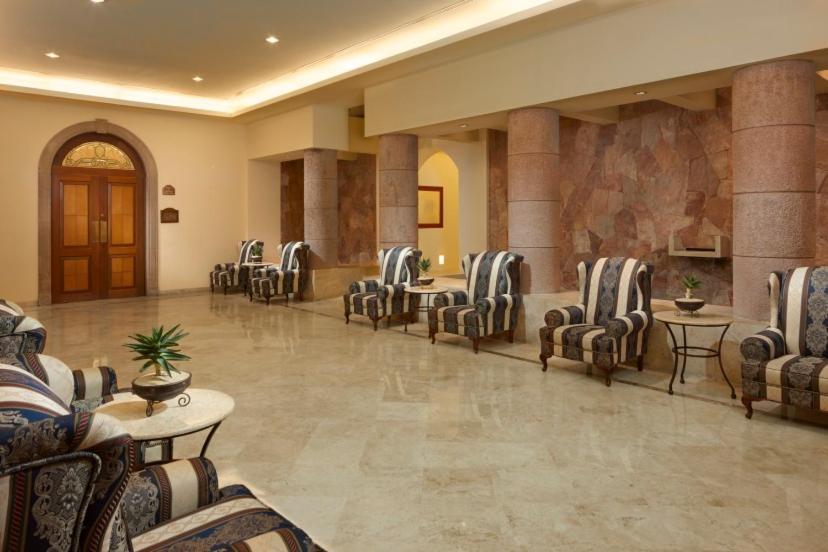 Beach Resort Suite Resort
