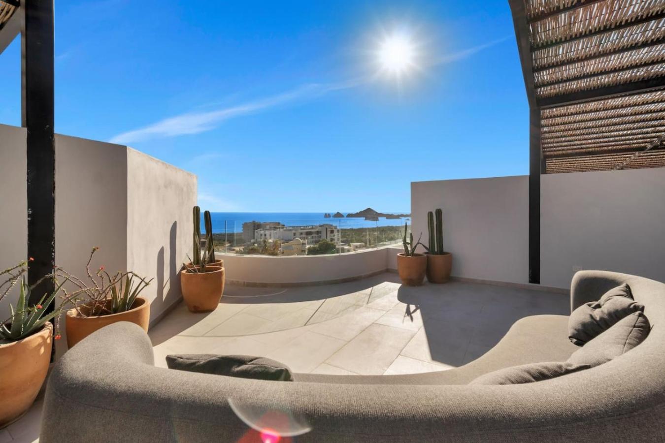 2 Pools Jacuzzi Close To Beaches Rooftop Cozy Holiday home Cabo San Lucas