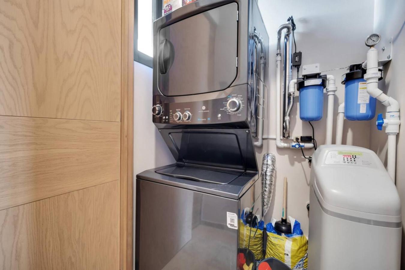 2 Pools Jacuzzi Close To Beaches Rooftop Cozy