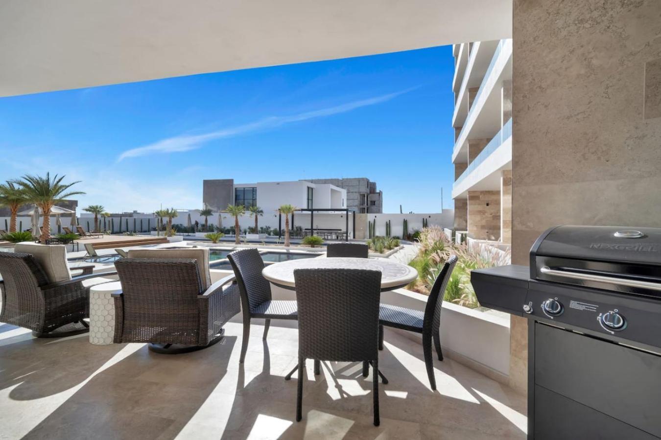 Holiday home 2 Pools Jacuzzi Close To Beaches Rooftop Cozy *