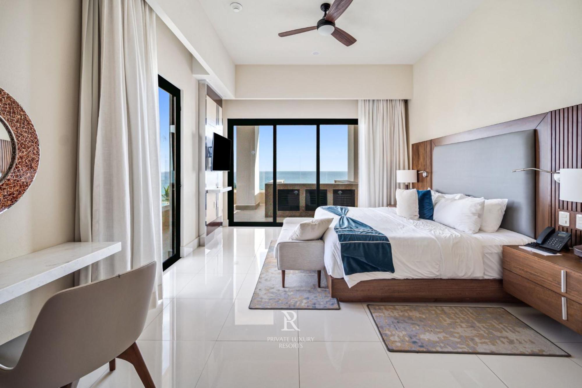 Three Bd Ocean Front Lockoff - La Valencia * Cabo San Lucas