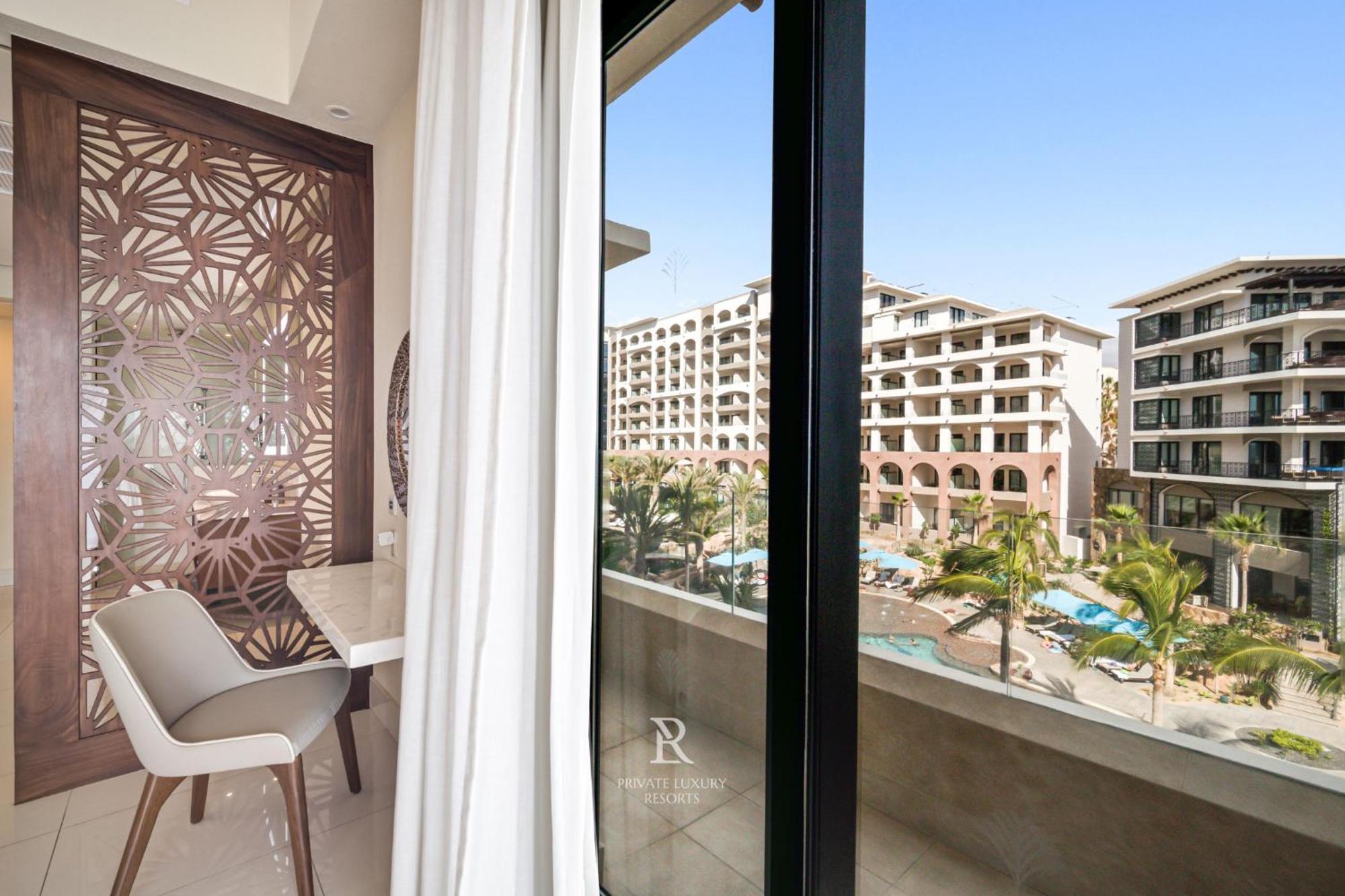 Three Bd Ocean Front Lockoff - La Valencia * Cabo San Lucas