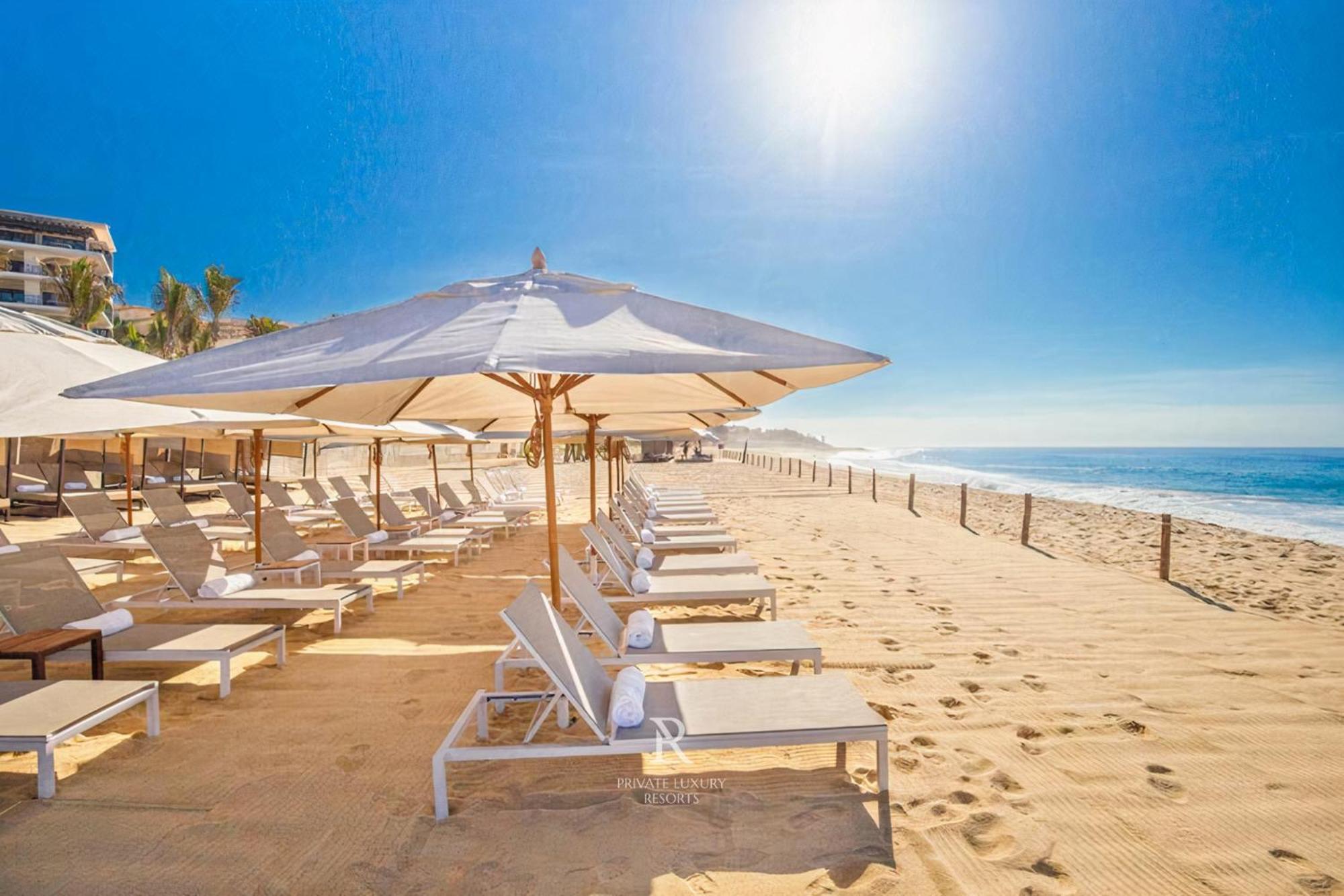Three Bd Ocean Front Lockoff - La Valencia Resort