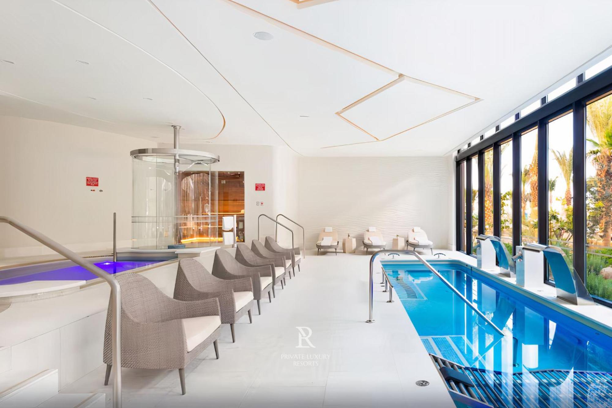 Three Bd Ocean Front Lockoff - La Valencia