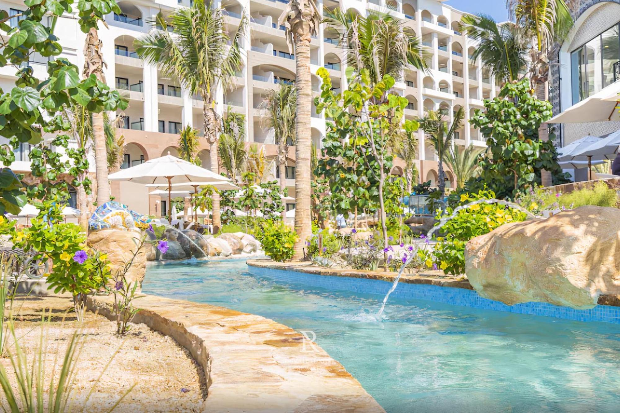 Resort Three Bd Ocean Front Lockoff - La Valencia