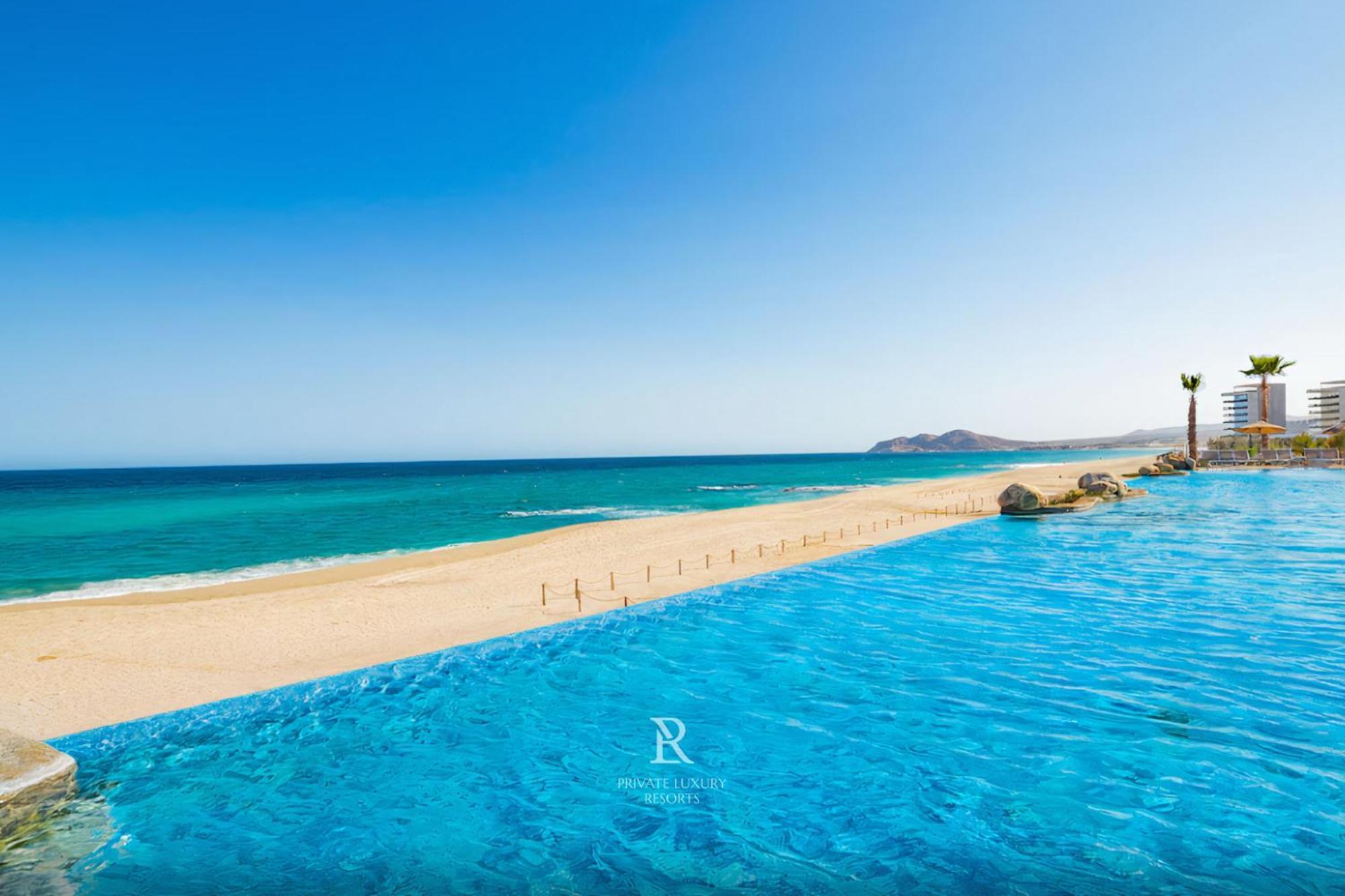 Three Bd Ocean Front Lockoff - La Valencia Resort *