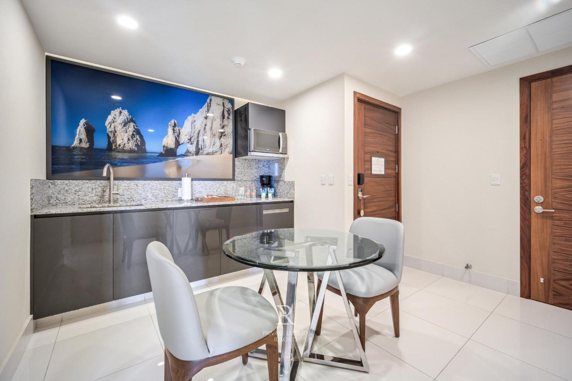 Three Bd Ocean Front Lockoff - La Valencia Resort Cabo San Lucas