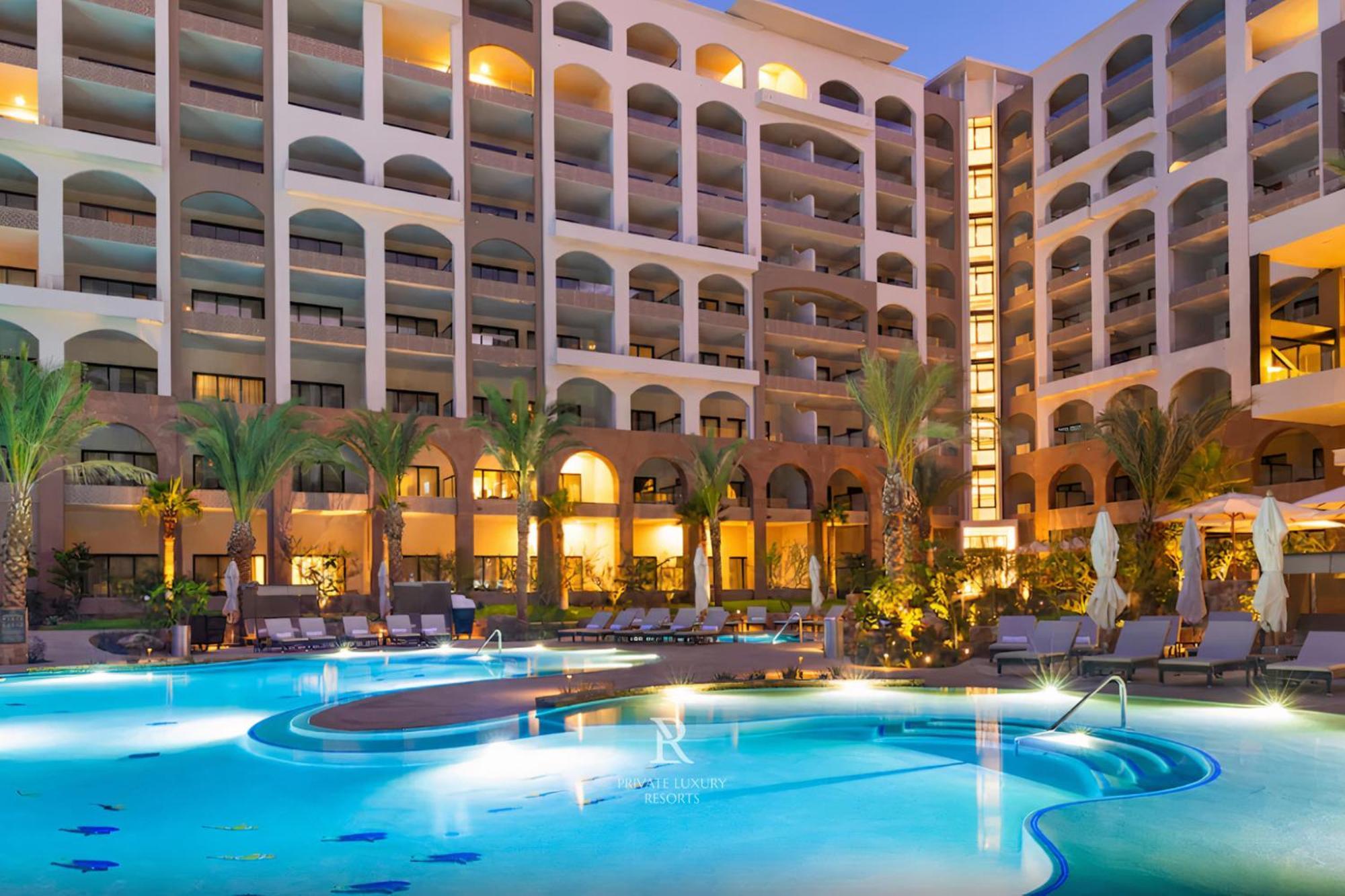 Three Bd Ocean Front Lockoff - La Valencia Resort *
