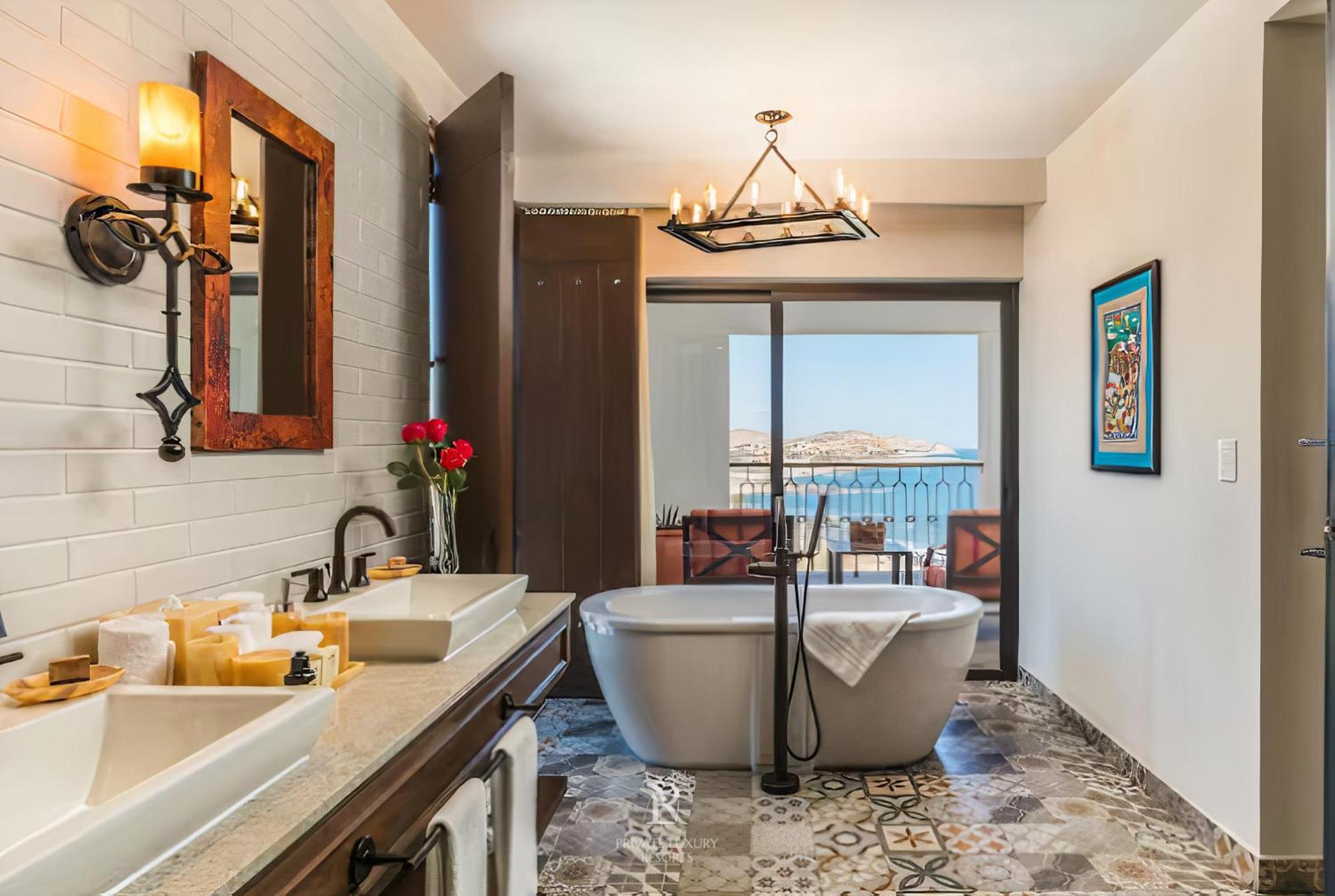 Resort Four Bedroom - Vista Encantada *