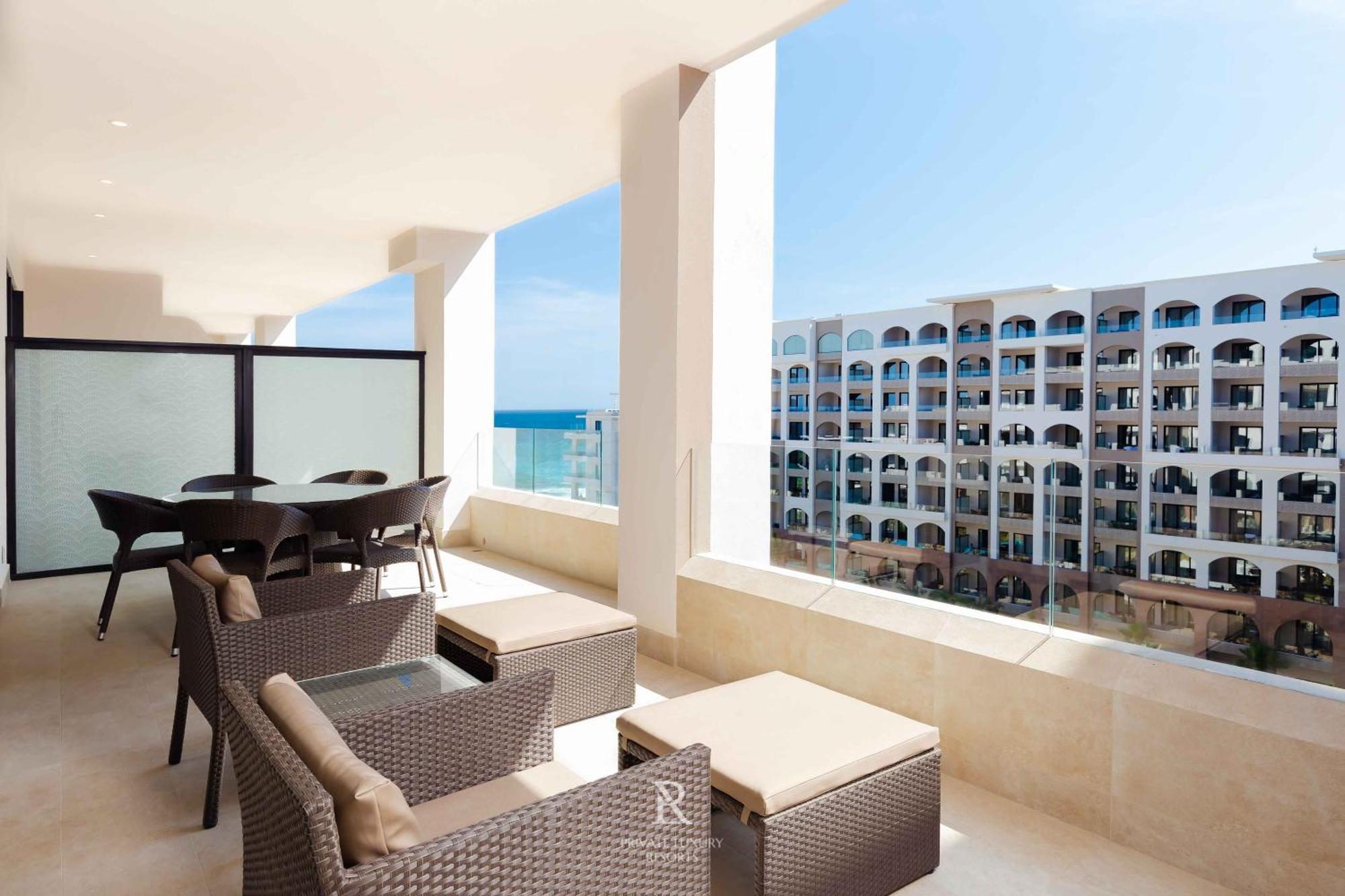 Two Bedroom Pool View - La Valencia Resort
