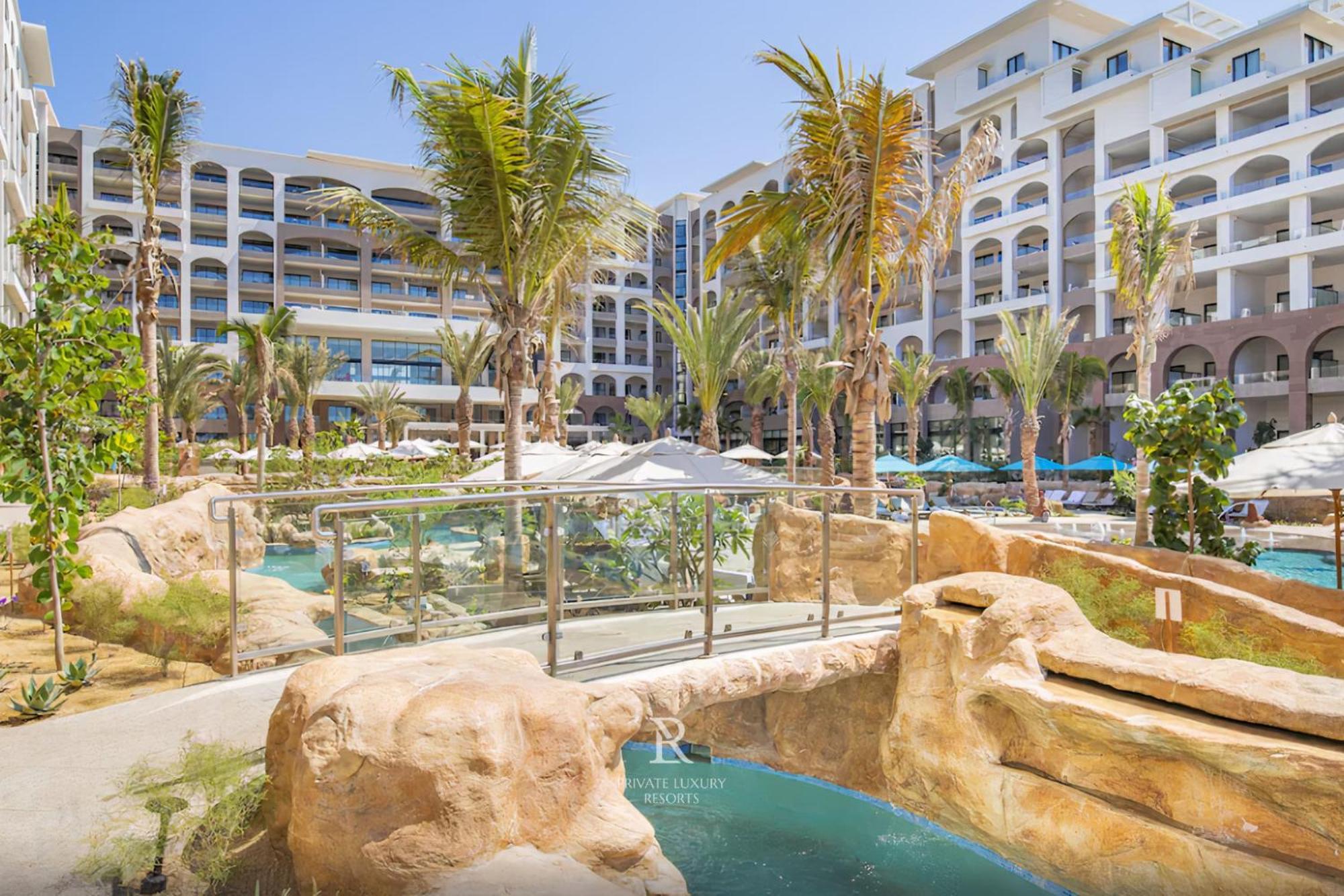 Resort Deluxe Pool View - La Valencia