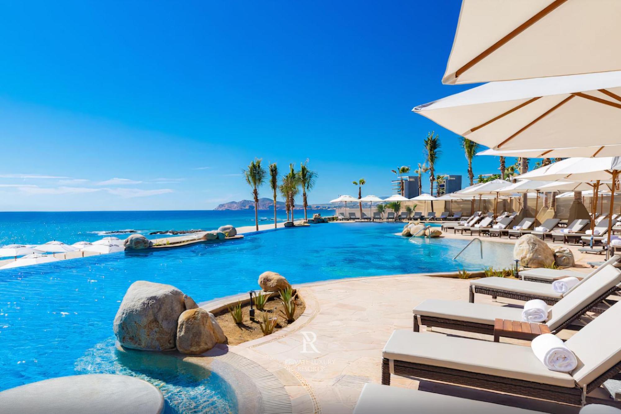 Resort Deluxe Pool View - La Valencia Cabo San Lucas