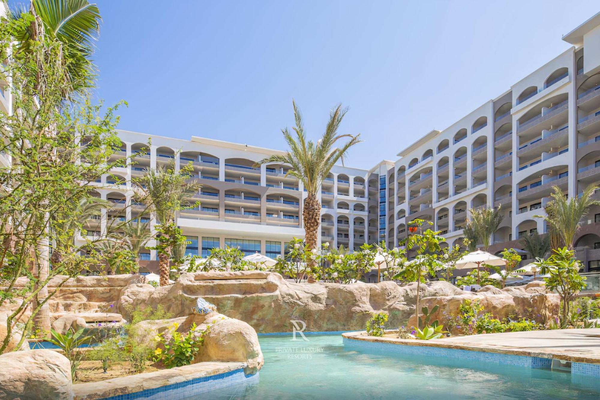 Resort Two Bedroom Pool View - La Valencia