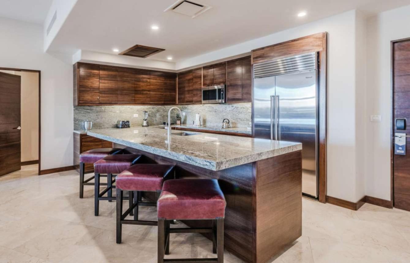 Oceanfront 3br At Diamante By The Agency Baja Holiday home *