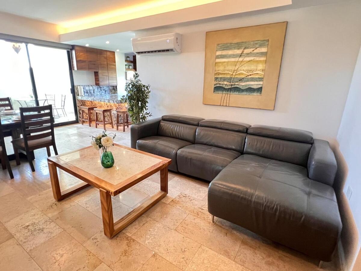 Stunning Downtown Cabo 2 Apartment