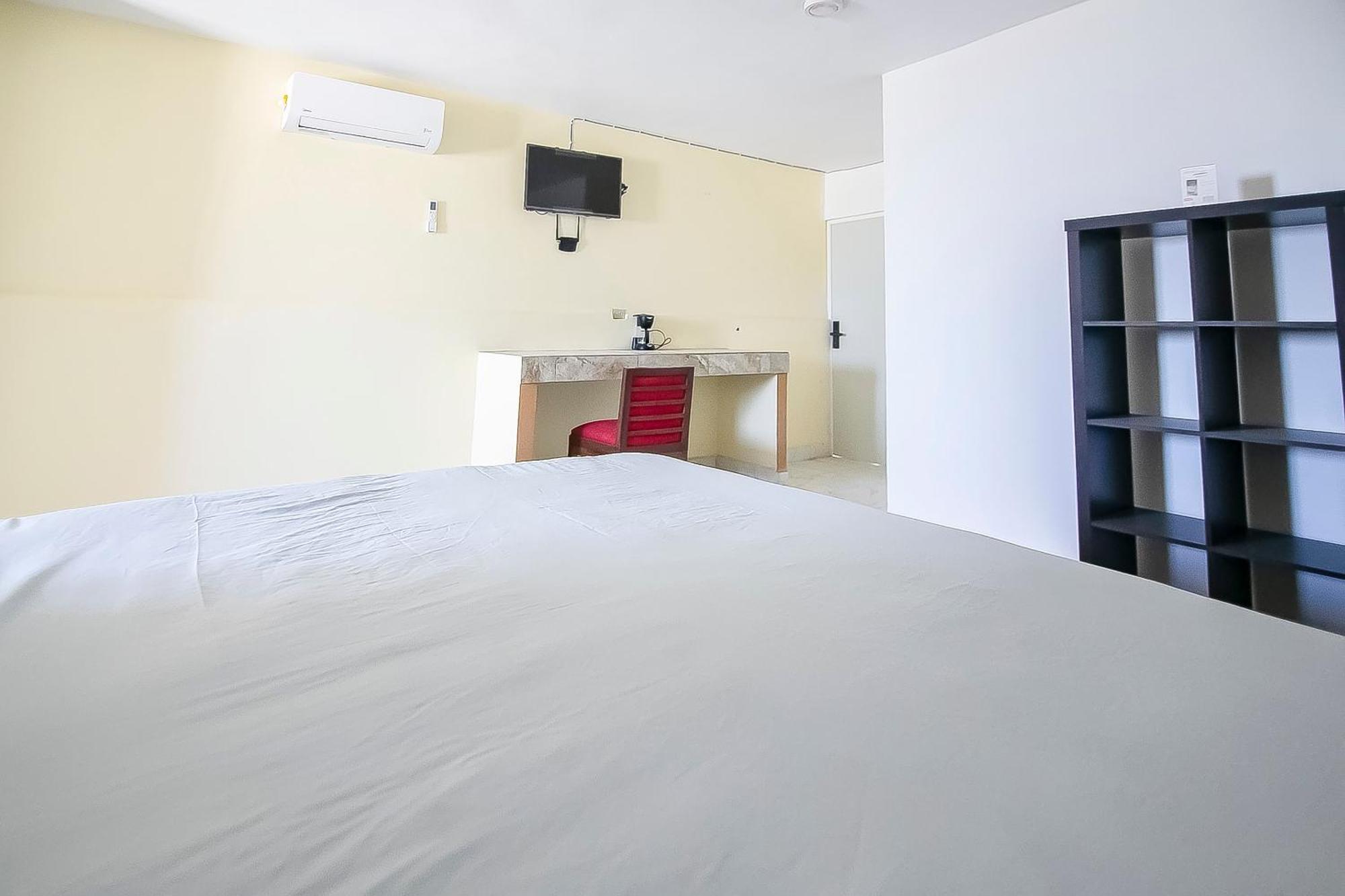 Hotel Oyo Plaza Torres,