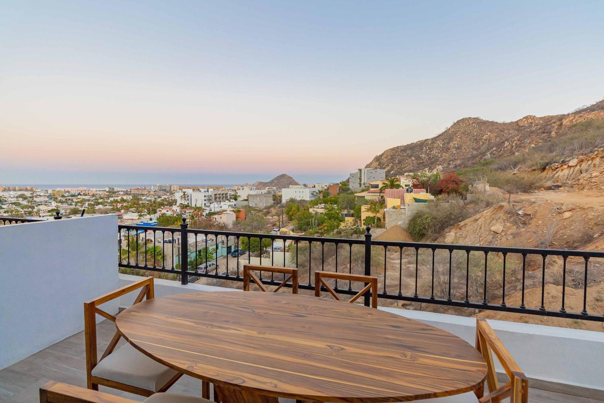 Collection O Morgan Center, Cabos Hotel Cabo San Lucas