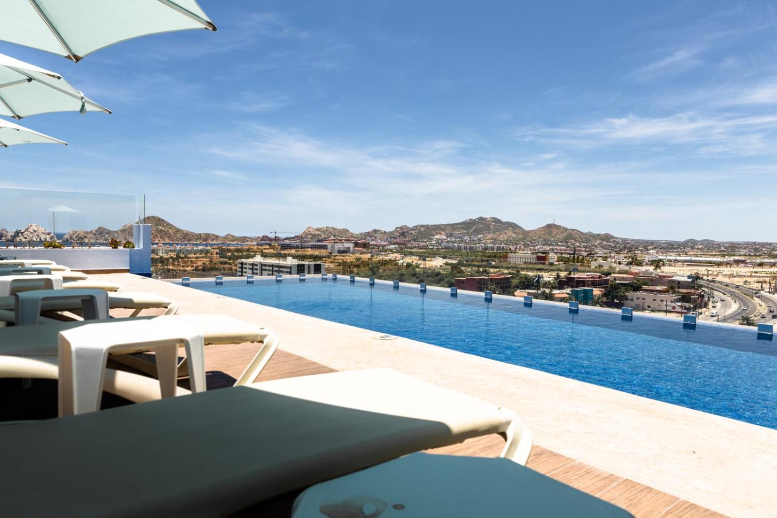 Hotel Comfort & Cabos