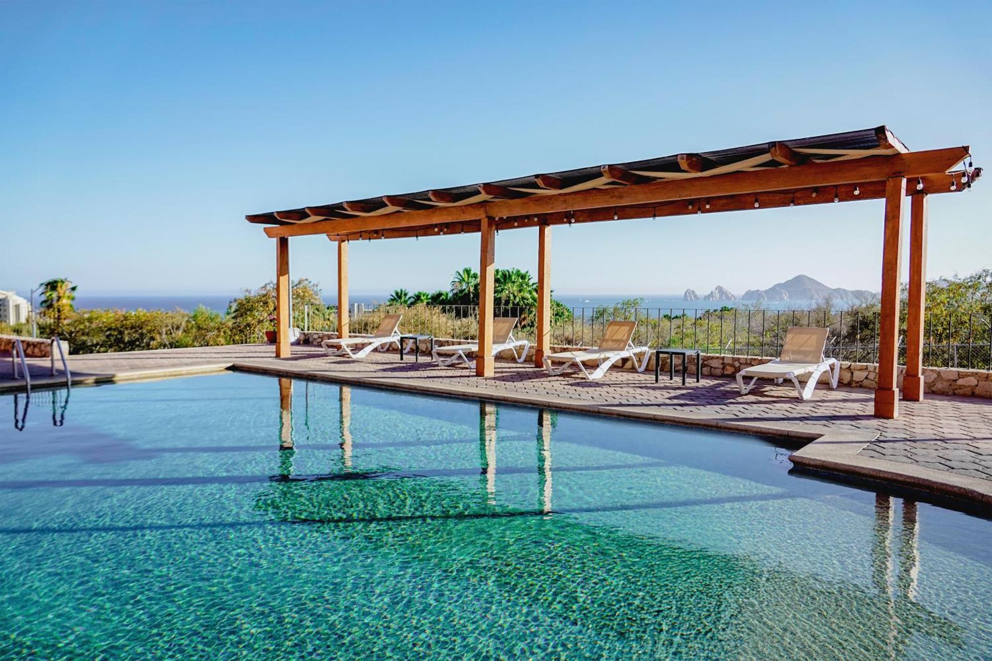 Sunrock & 3* Cabo San Lucas