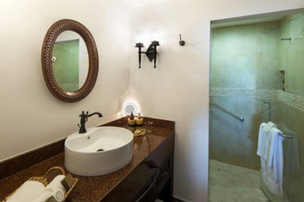 2br Ocean View In *