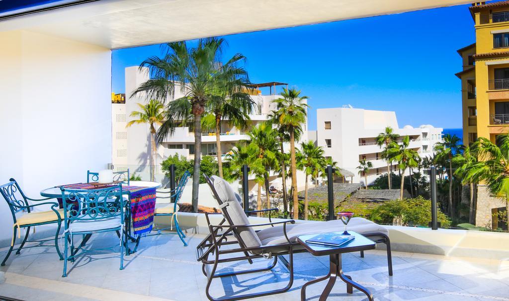 One Medano Beach 12 *