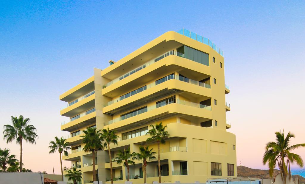 One Medano Beach 12 *
