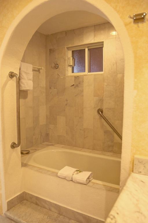 Condominios Brisa - Ocean Front Apartment *