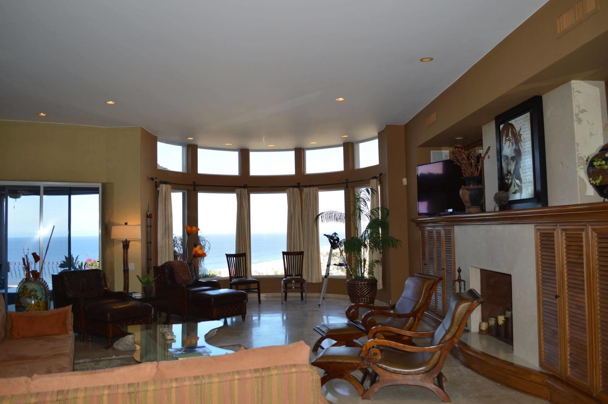 Las Flores Hotel