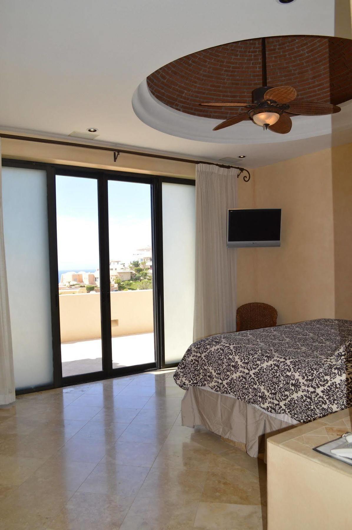 Hotel Gran Vista Cabo San Lucas