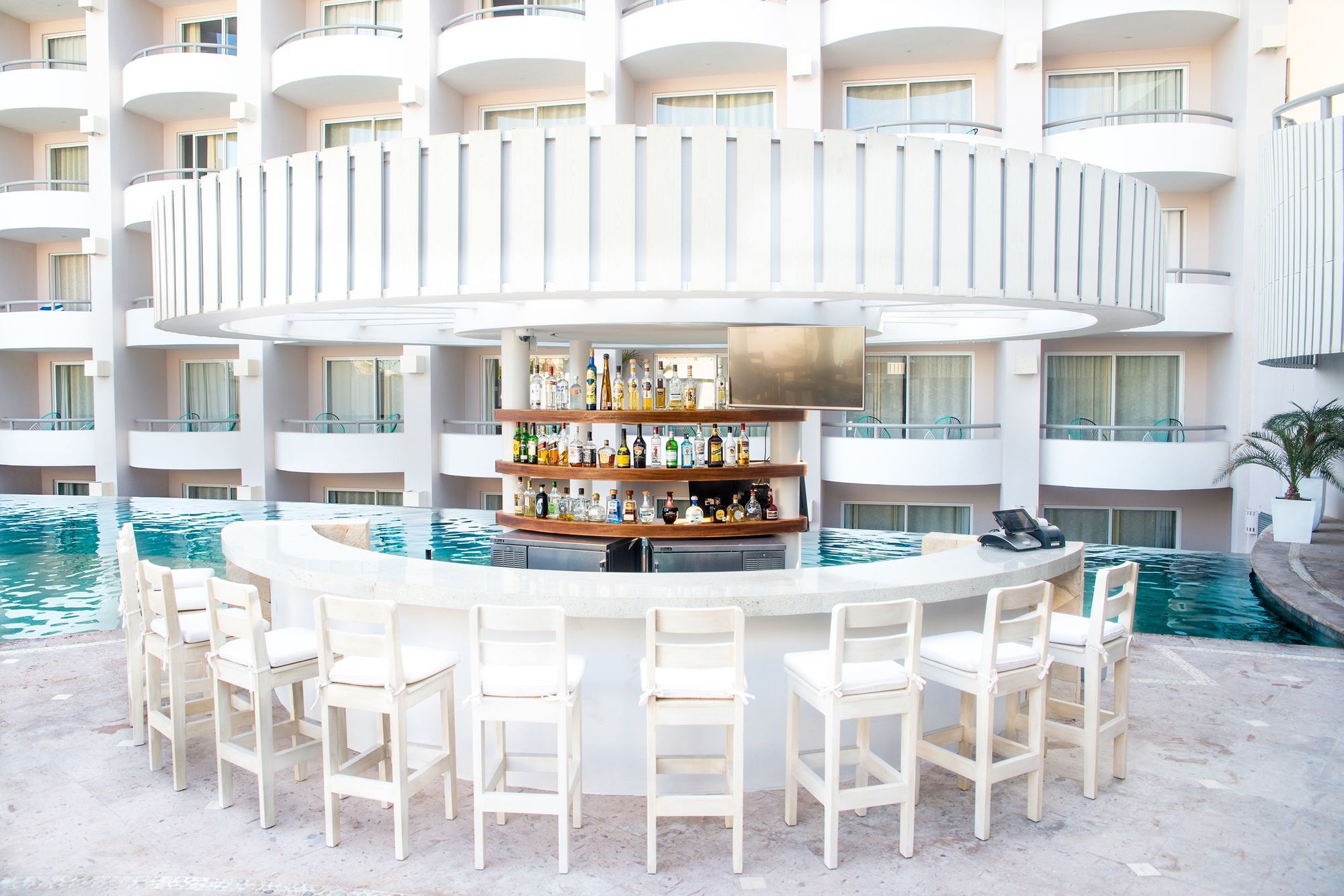 Hotel At Cabo And Cabo San Lucas