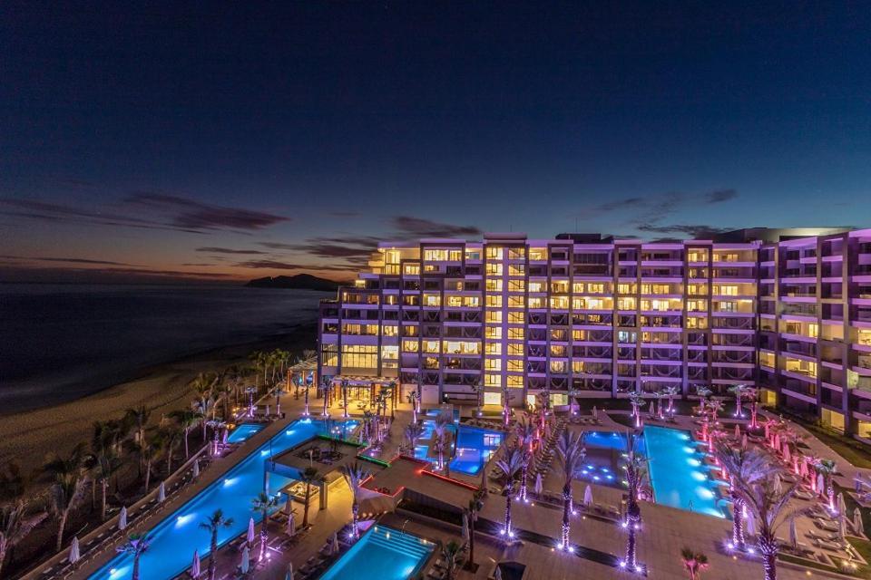 Garza Blanca Cabos Resort