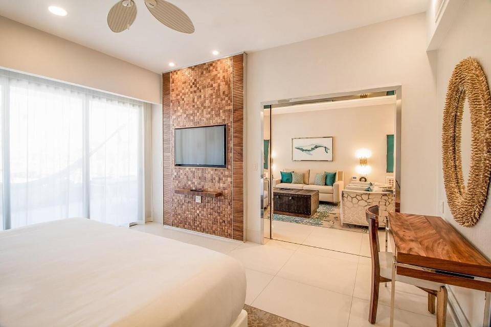 Garza Blanca Cabos *