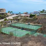 Family Vacation With Ocean Views At Villa Lorena