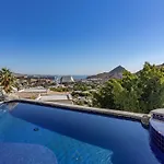The One And Only Pedregal Hollywood House