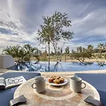 Luxury 7-Bd Hacienda-Style Villa With Butler & Staff